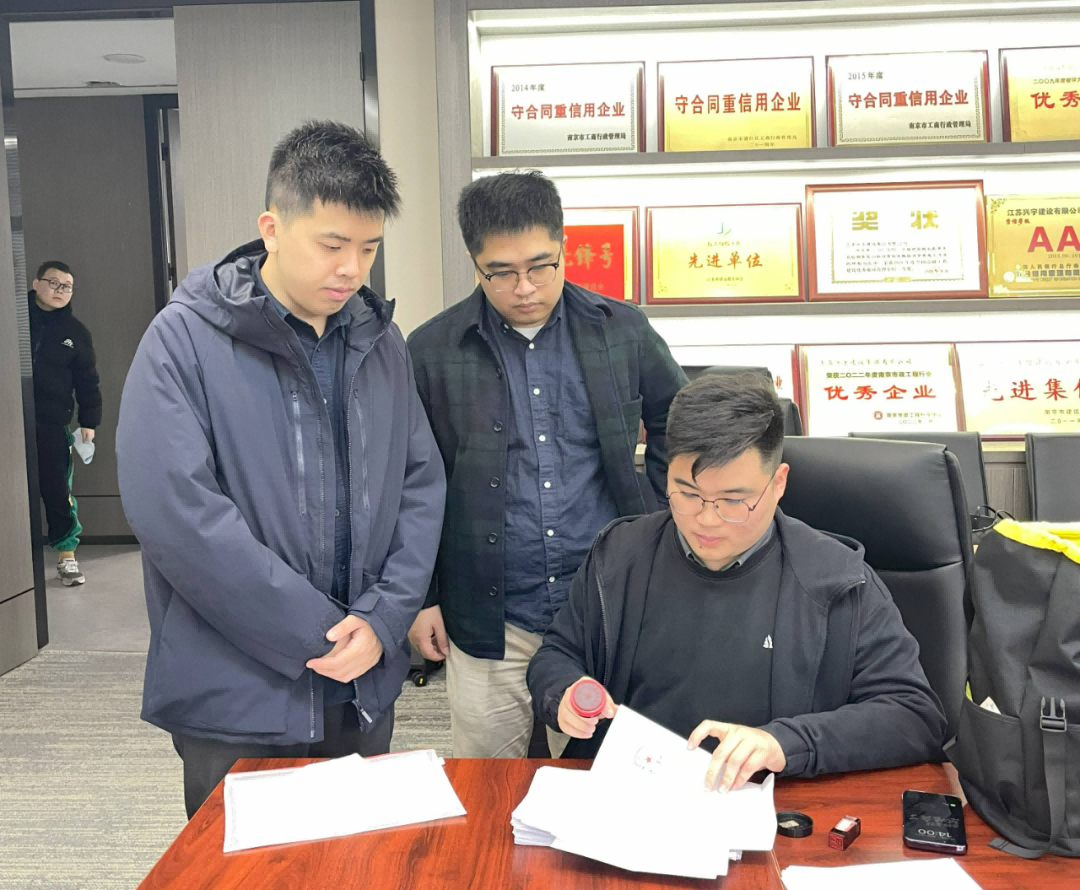 ý�屨�� | ��ǧ����ҵ������������ʱ�������ǲ�ȫ���ػ���С΢��ҵ��չ���ϲ�¥